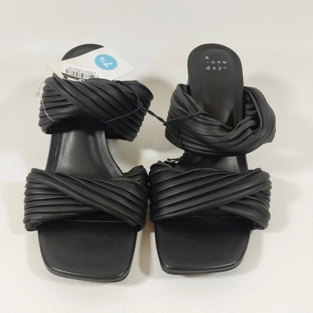 NEW A New‎ Day Women Mule Heels Slide Open Toe Sandals Black Size 7.5 Jessa